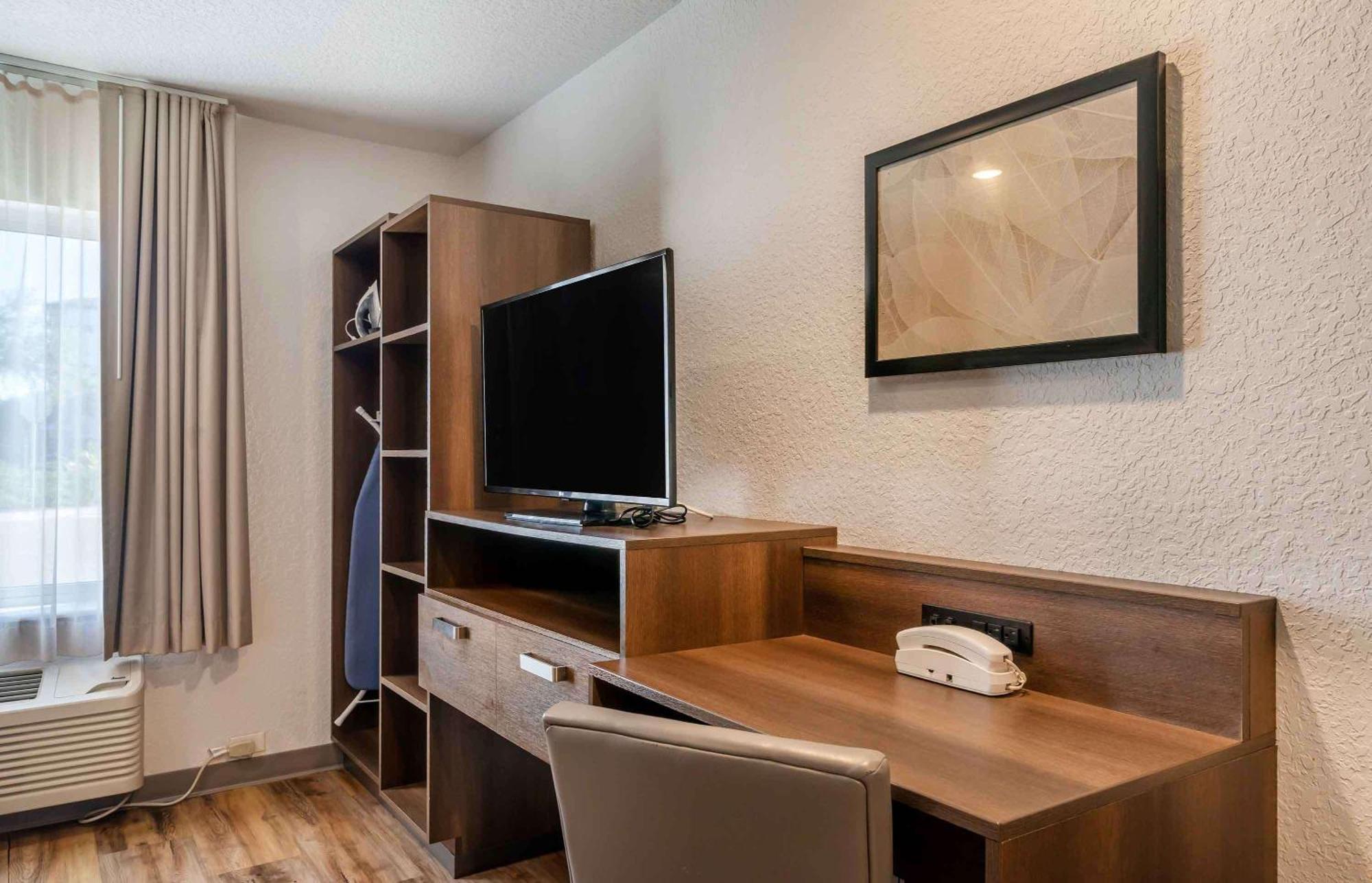 Heartland Extended Stay America Select Suites - Tampa - Brandon - East מראה חיצוני תמונה